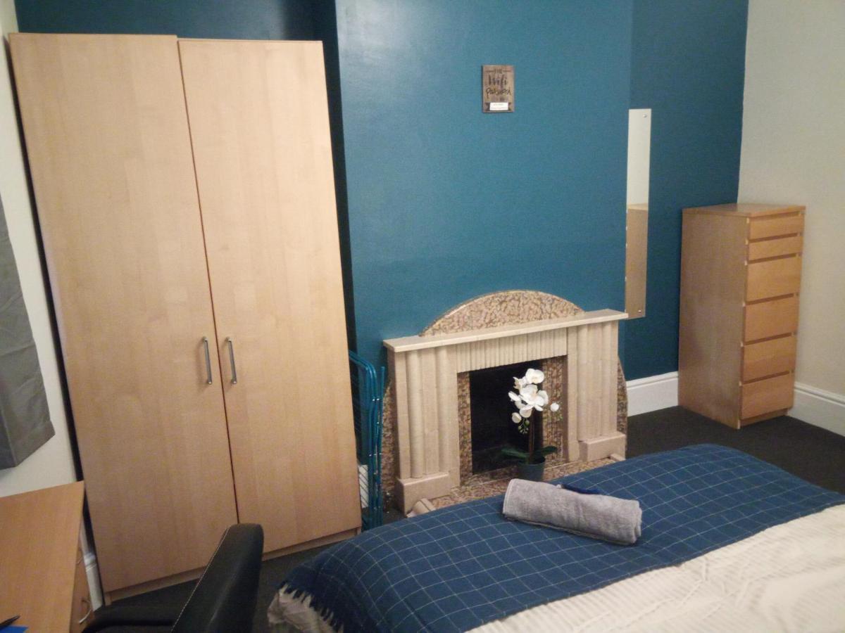 Gosford Apartment Ковентри Экстерьер фото