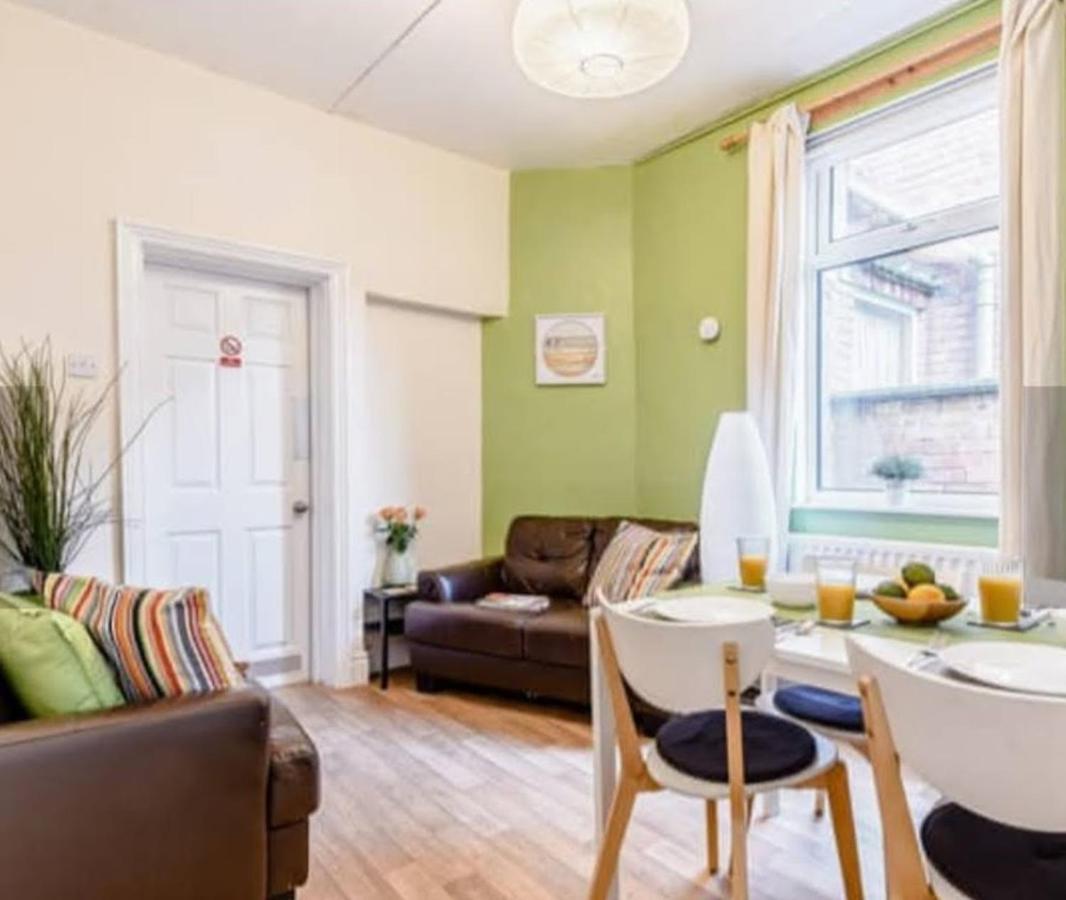 Gosford Apartment Ковентри Экстерьер фото